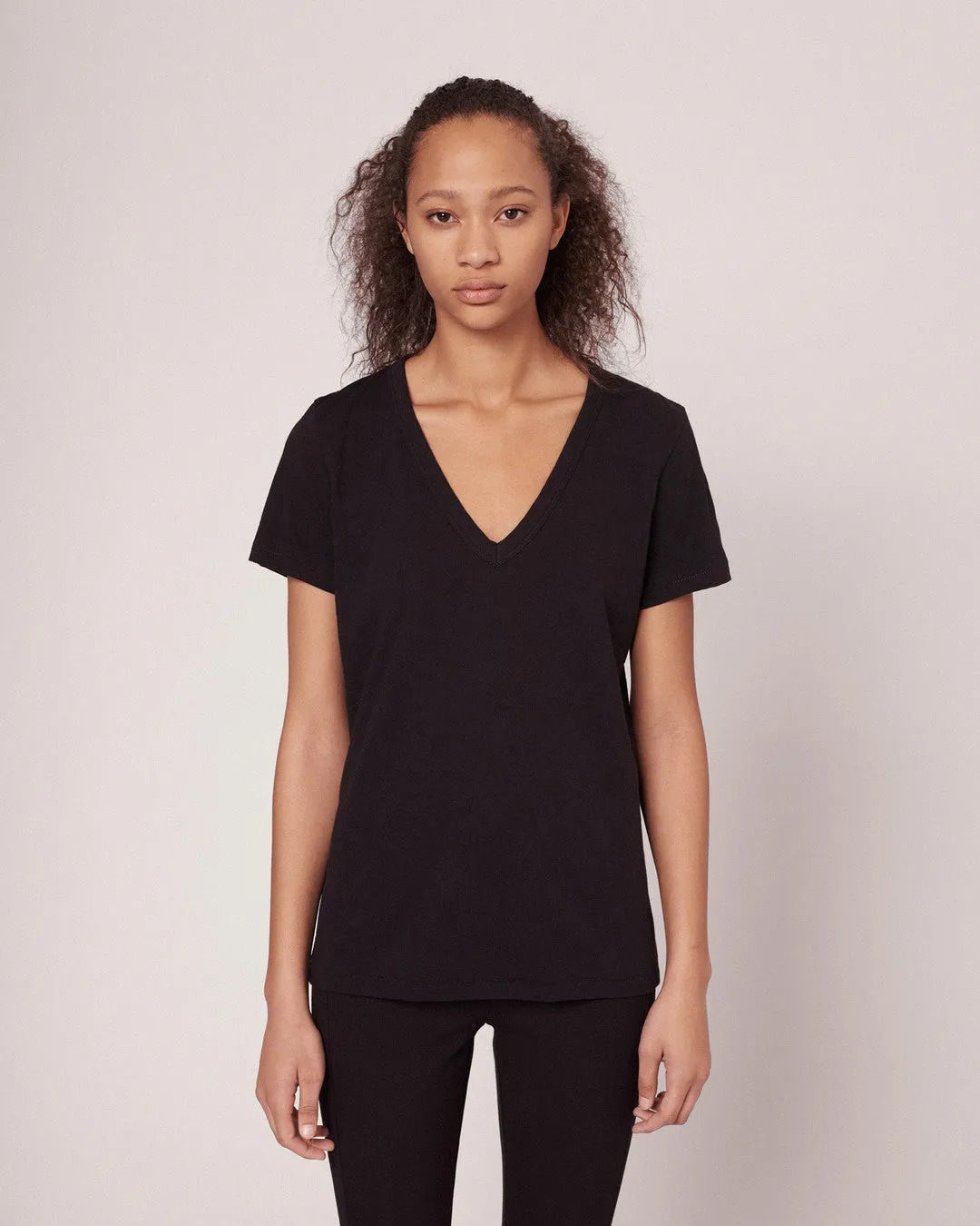 Rag & Bone The Vee Black