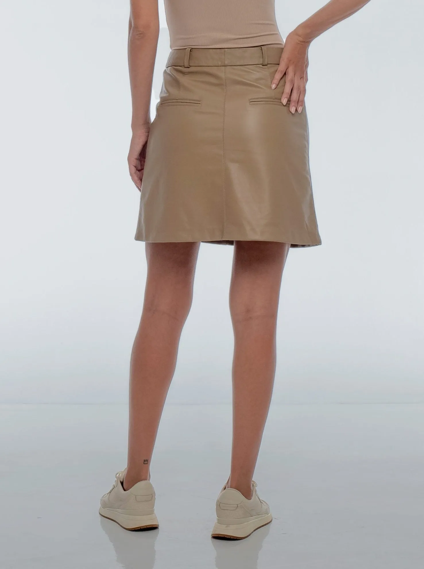 TAYLAH MINI SKIRT - SESAME SAMPLE